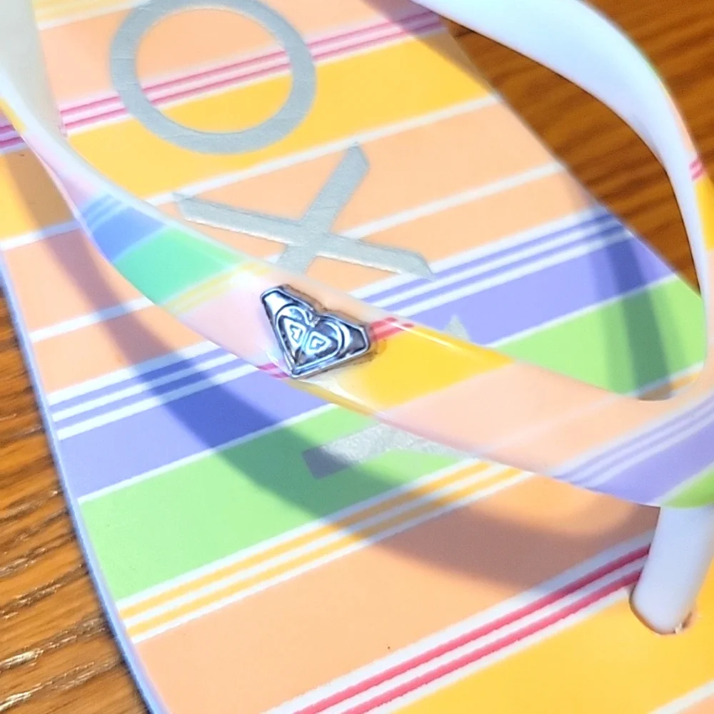 Roxy Kids Flip Flops - Multicolor Stripes - Picture 4 of 6